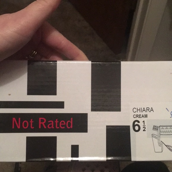 Tan bootie - Picture 4 of 5